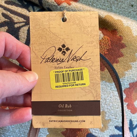 Patricia Nash Oil Rub Collection - Picture 4 of 4